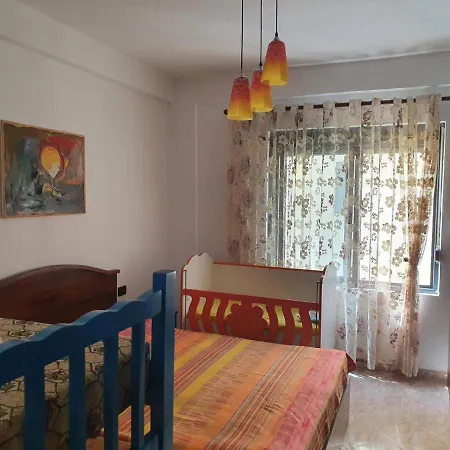 Roas Appartement Golem (Tirana)